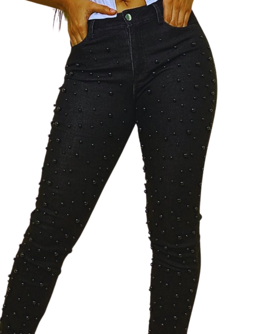 Jeans con perlas
Jeans negros skinny
Denim sofisticado
Moda premium
Look de noche
Ropa elegante casual
GV Boutique
Tendencia 2025
Jeans decorados
Mujeres con estilo