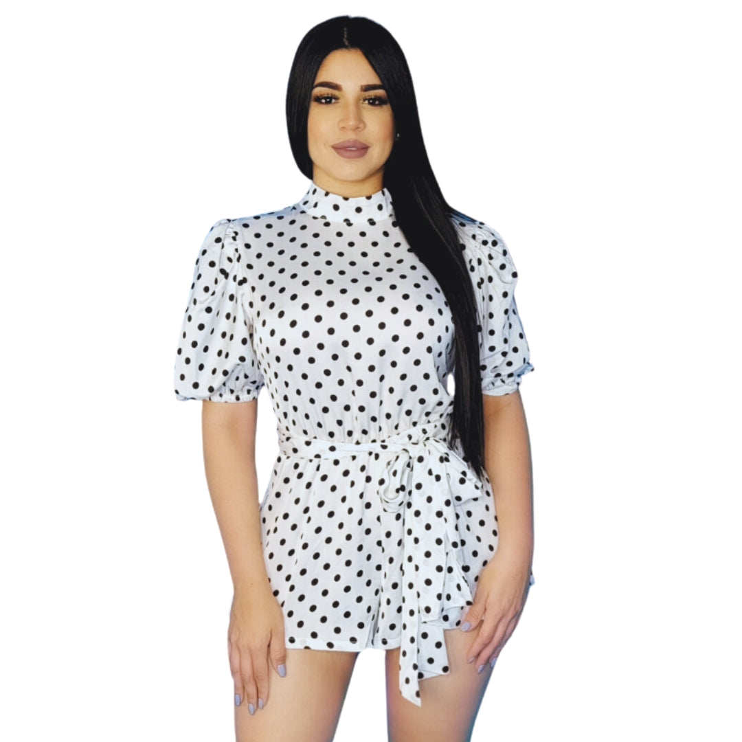 romper de círculos
romper elegante mujer
romper blanco y negro
ropa chic Puerto Rico
ropa premium mujer
romper cuello alto
moda femenina elegante
ropa boutique en línea
romper moderno verano
GV Boutique ropa