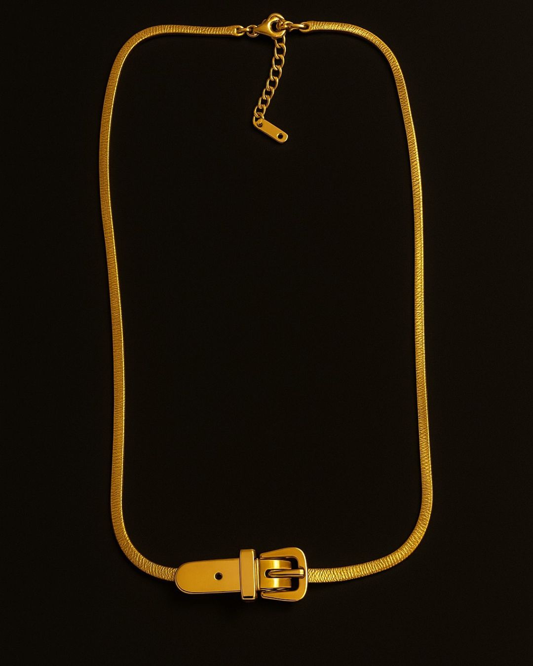 cadena dorada
collar dorado
cadena ajustable
joyería waterproof
accesorios de mujer
collar moderno
estilo chic
moda femenina
joyería dorada
accesorios de boutique