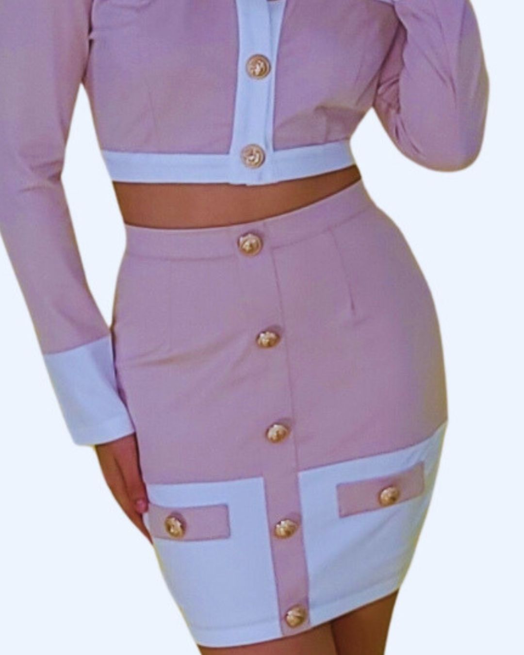 Katerini Set Clásico con Botones Dorados