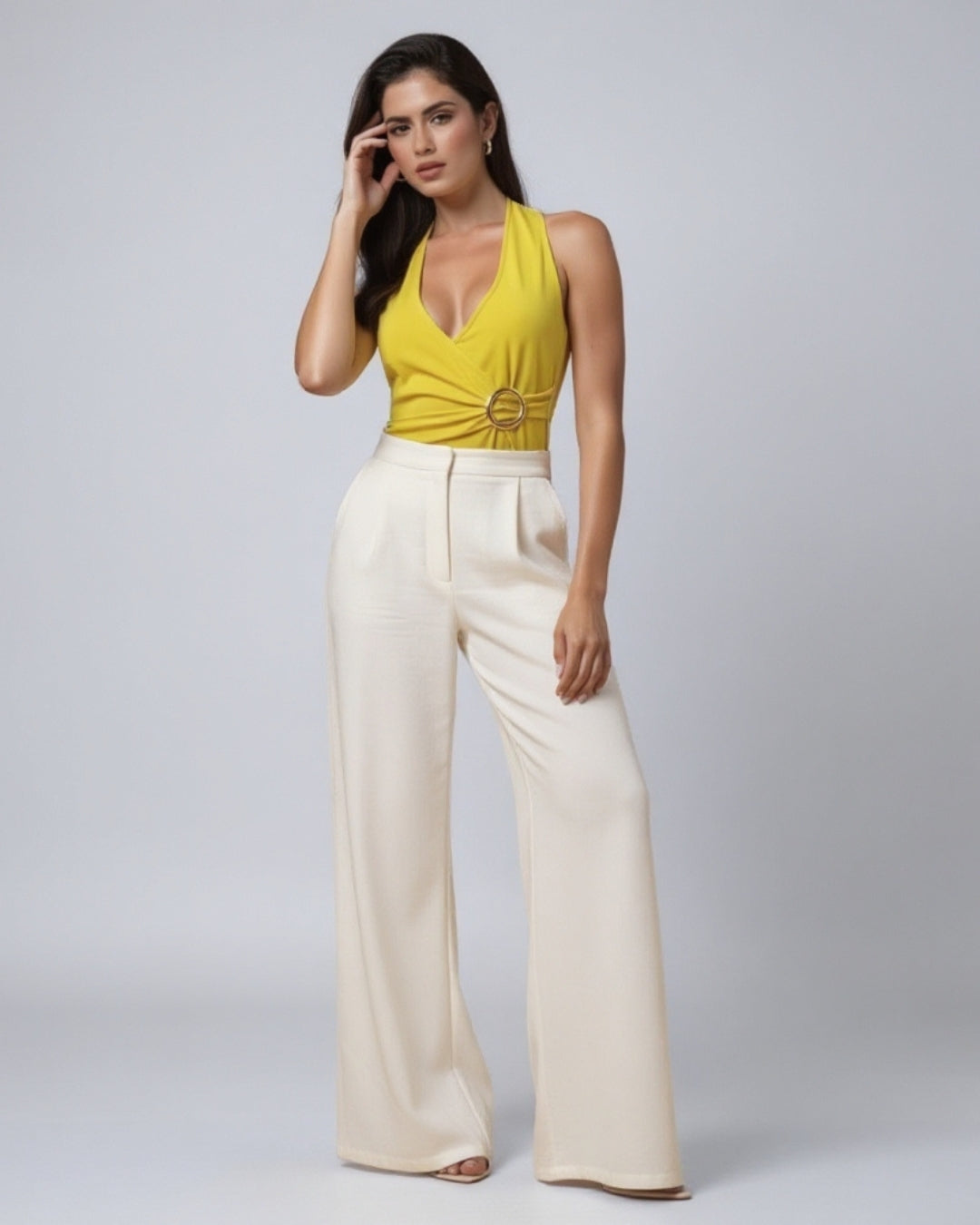 Soleia — bodysuit halter con anillo en la cintura