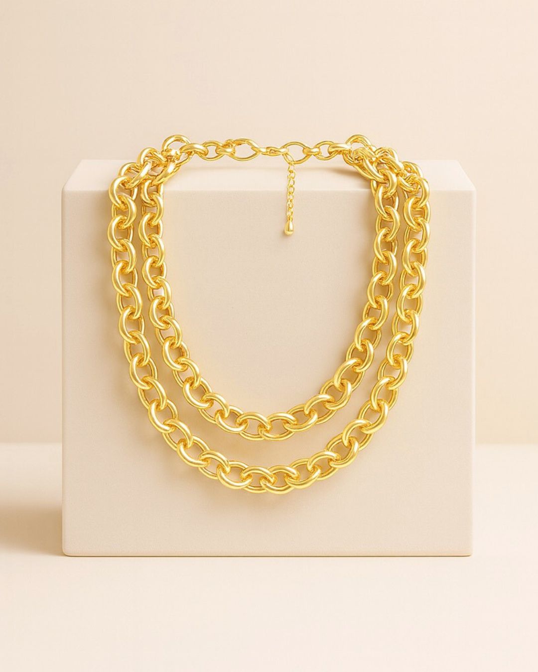 collar dorado doble
collar doble mujer
collar elegante dorado
collar gold plated
collar cadenas finas
accesorios dorados
joyería moderna mujer
collar delicado
GV Boutique joyería
collar para eventos