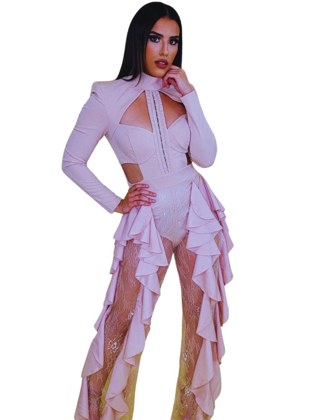 Jumpsuit de encaje
Jumpsuit elegante
Outfit de gala
Moda premium
Jumpsuit con volantes
Estilo sofisticado
Ropa de evento
Tendencia 2025
GV Boutique
Mujeres con poder