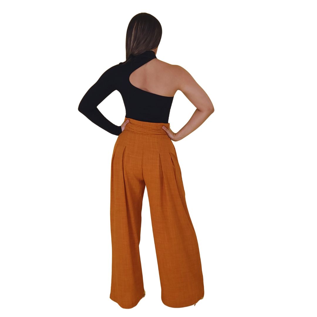 pantalón palazzo
pantalón terracota
pantalón pierna ancha
pantalón elegante
ropa GV Boutique
moda tropical chic
pantalón de tiro alto
palazzo sofisticado
pantalón versátil mujer
outfit moderno elegante