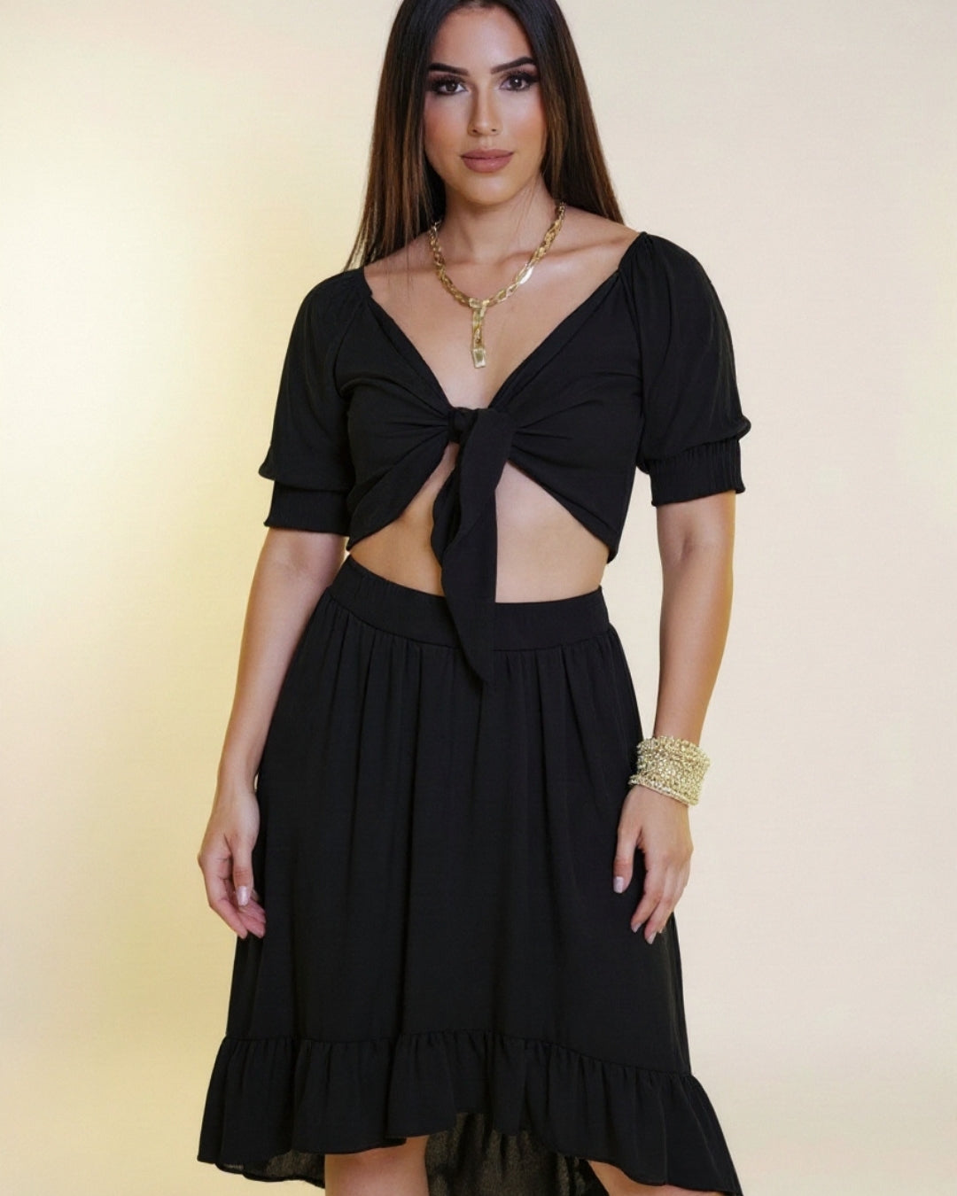 Solène — conjunto de dos piezas con top de lazo y falda midi con volantes
