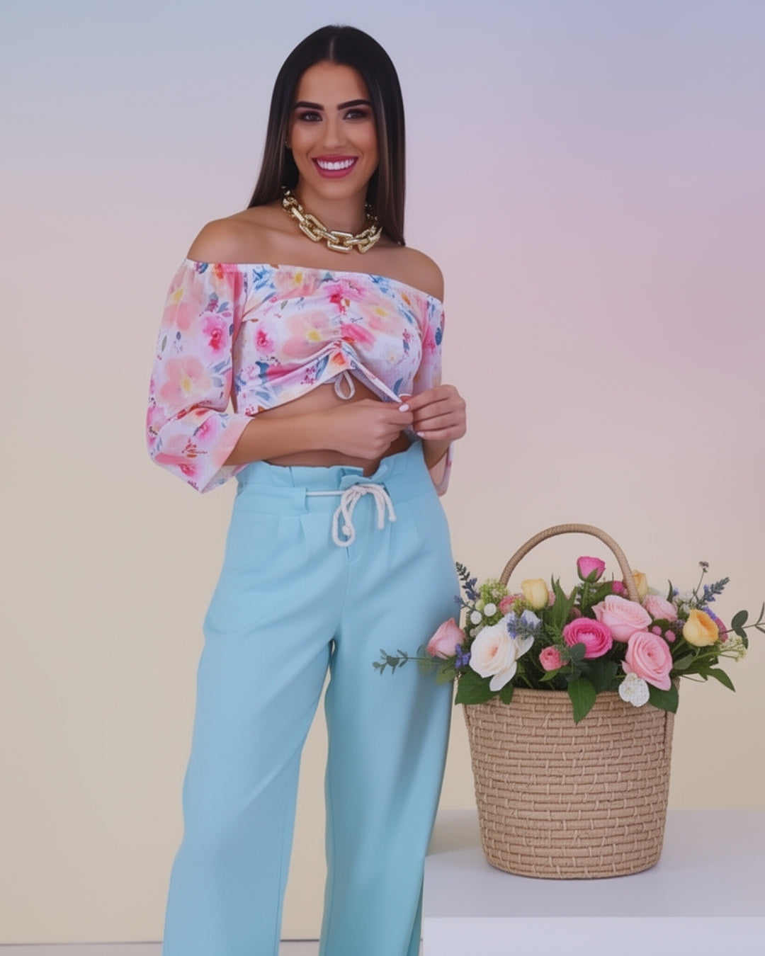 Blossom — blusa off-shoulder con fruncido floral