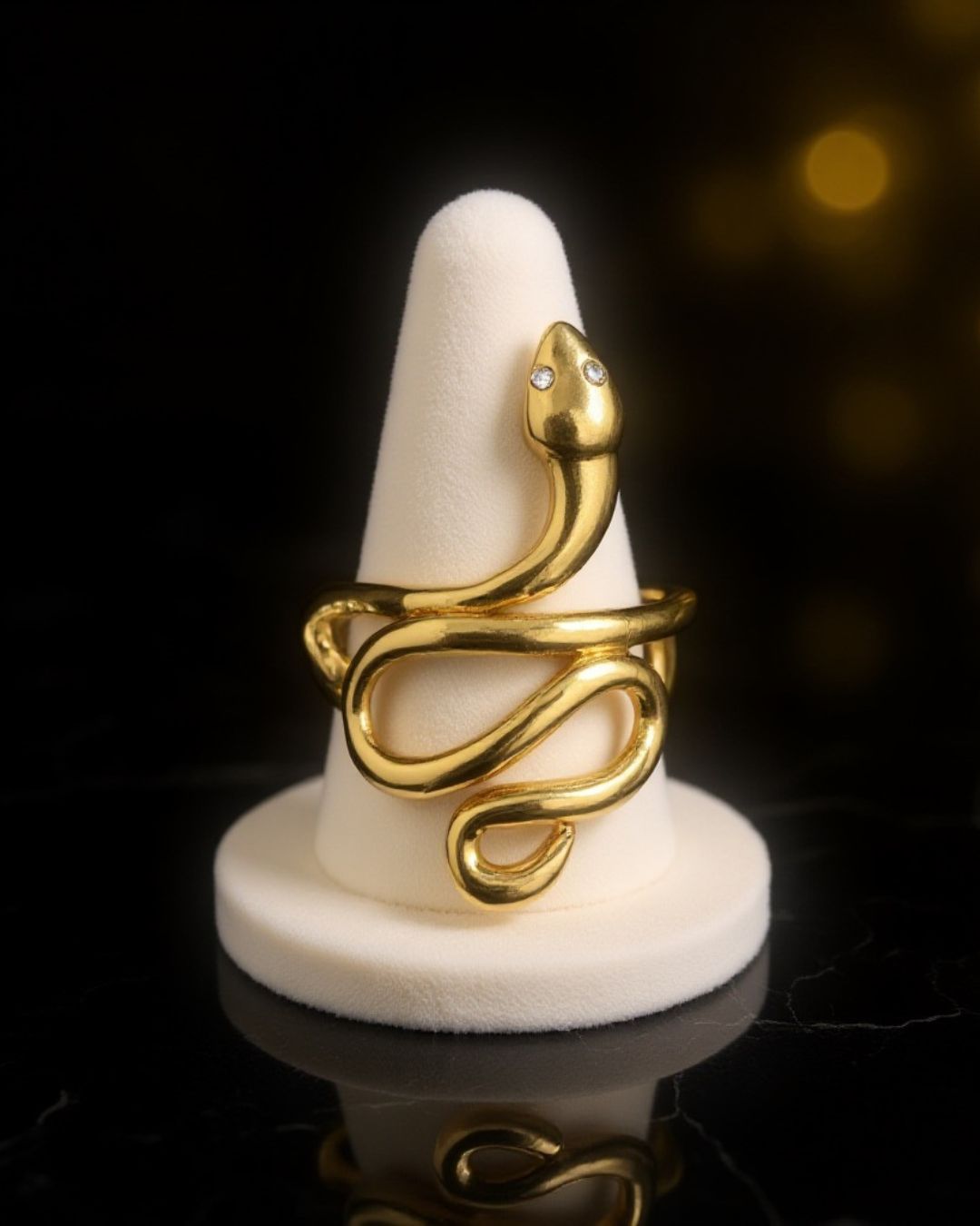 set collar y sortija
set serpiente dorada
joyería gold plated
collar serpiente mujer
sortija serpiente ajustable
set elegante mujer
joyería moderna
accesorios dorados
set minimalista
GV Boutique joyería