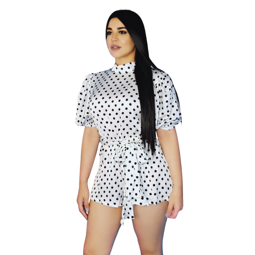 romper de círculos
romper elegante mujer
romper blanco y negro
ropa chic Puerto Rico
ropa premium mujer
romper cuello alto
moda femenina elegante
ropa boutique en línea
romper moderno verano
GV Boutique ropa