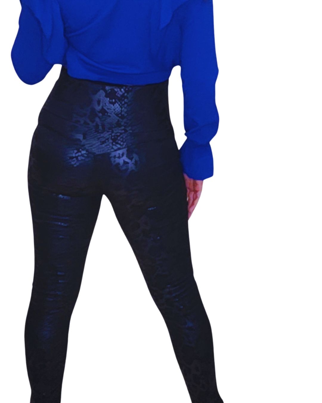 Leggings snake print
Leggings de vinilo mujer
Leggings cintura alta
Moda urbana chic
Leggings ajustados
Leggings modernos
Outfit nocturno sexy
Estilo audaz femenino
Ropa statement mujer
GV Boutique