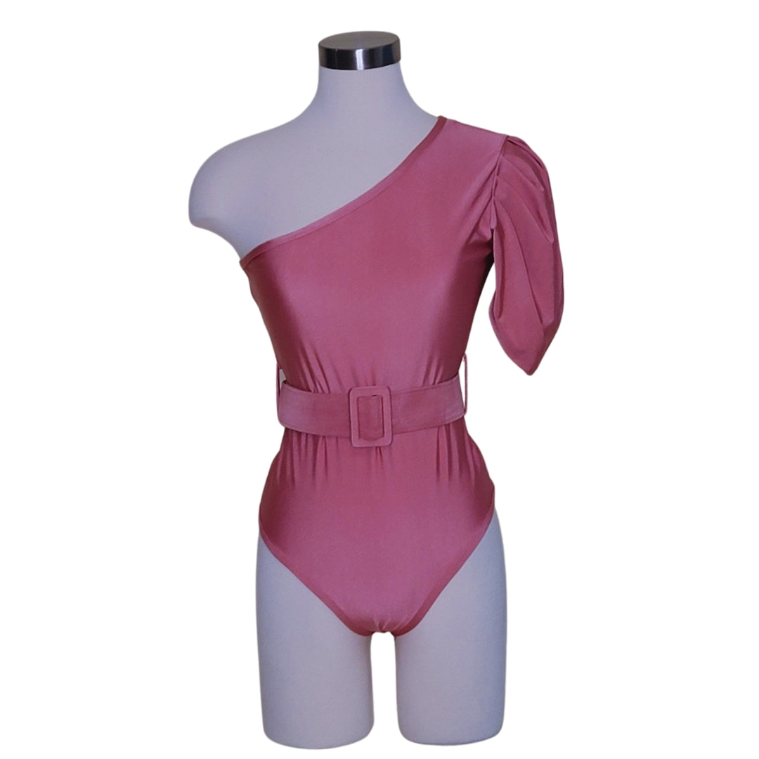 body asimétrico
body con cinturón
body elegante mujer
ropa chic GV
body de un hombro
body sofisticado
body con manga volumen
body fashion 2025
body casual elegante
GV Boutique