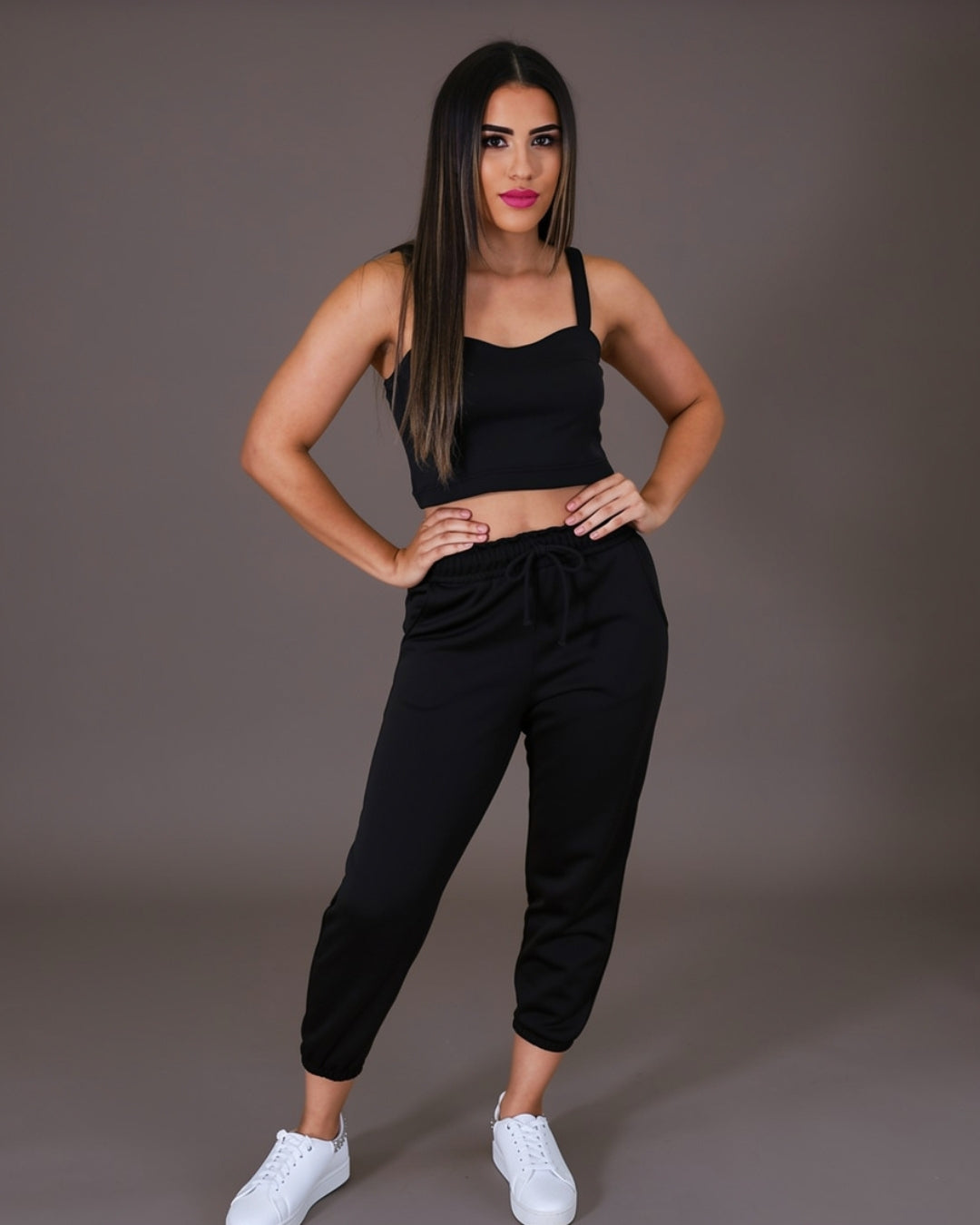 Nara — set casual premium de algodón con jogger y top