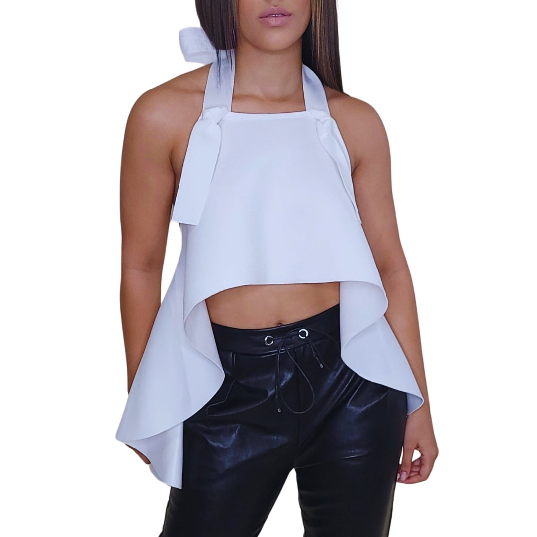 blusa blanca
blusa halter
blusa asimétrica
GV Boutique
blusa elegante mujer
ropa femenina moderna
blusa espalda descubierta
outfit chic
tendencia 2025
estilo sofisticado