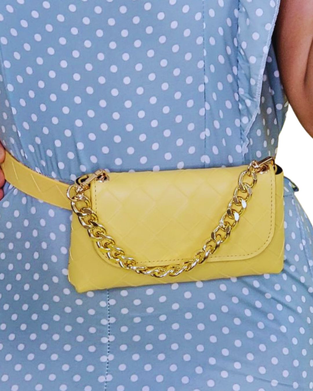 bolso mini
bolso acolchado
cadena dorada
accesorios mujer
cartera pequeña
bolso de fiesta
bolso casual chic
negro
beige
amarillo